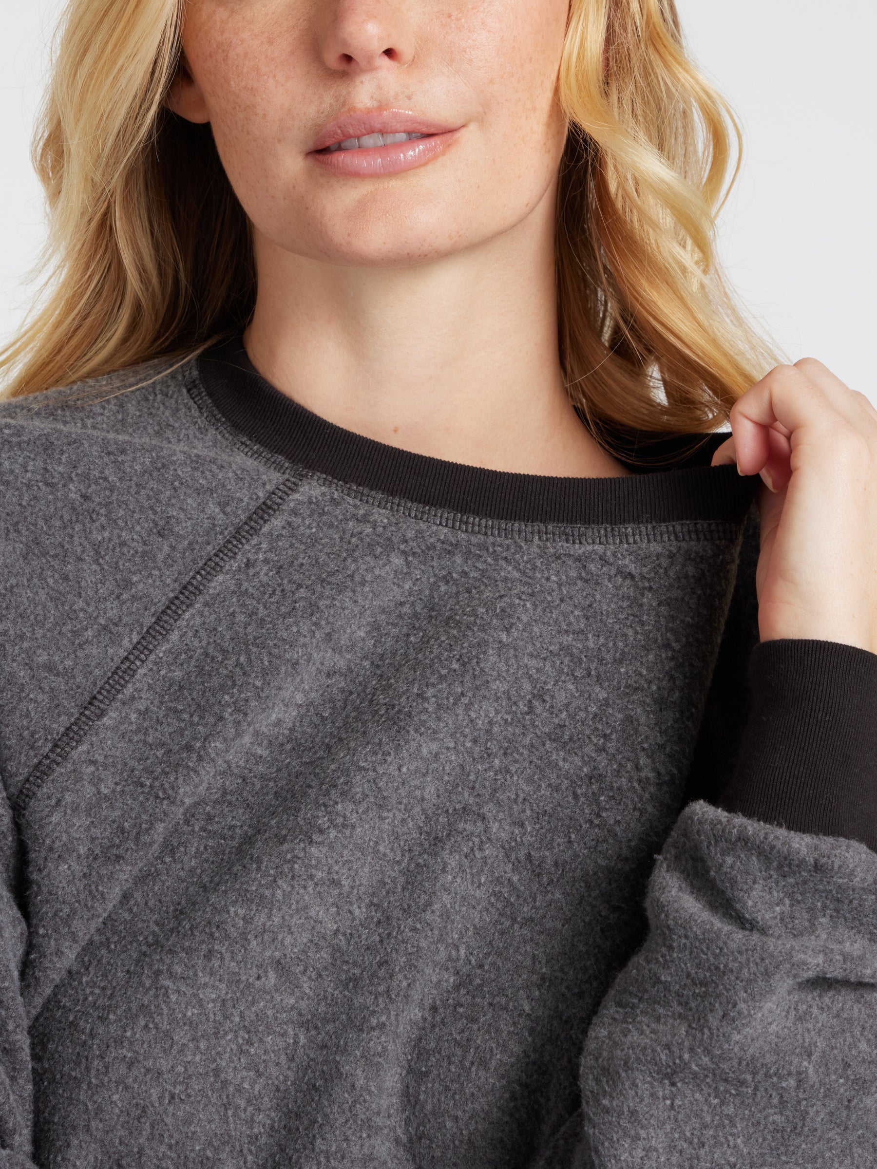 Women's BlanketBlend™ Crewneck